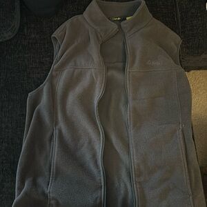 Cabela’s Vest Medium